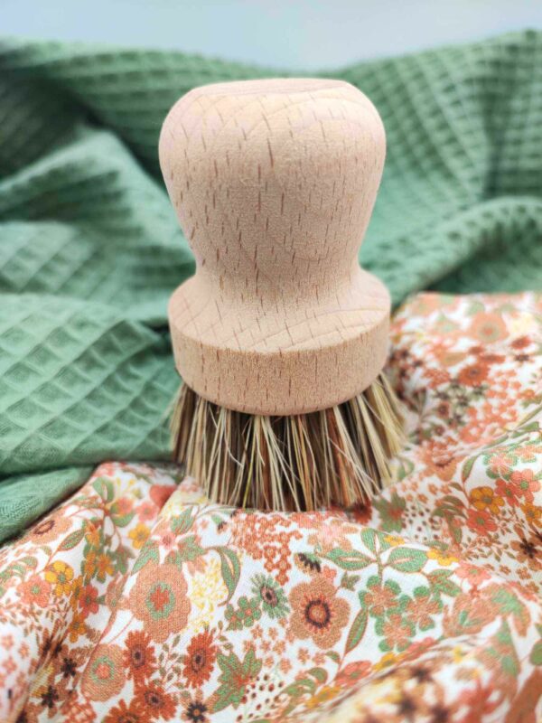 Brosse vaisselle boule bois