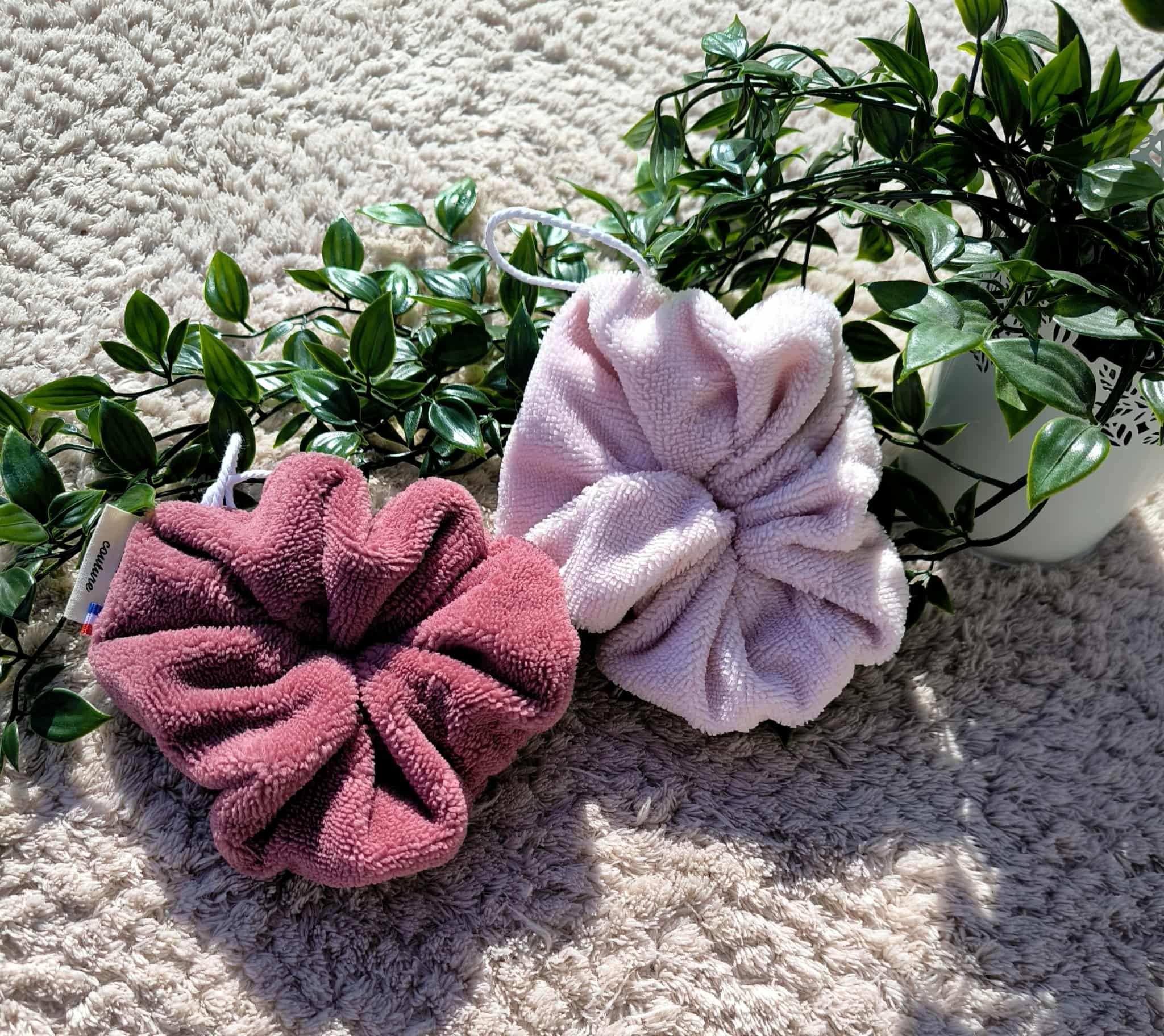 Fleurs de Douche Rose Solidaire – Image 2